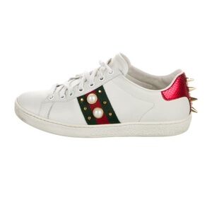 Gucci Faux Pearl Accent Sneakers